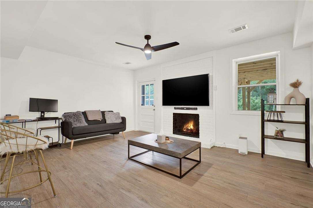 3345 Hallmark Drive Marietta - 41