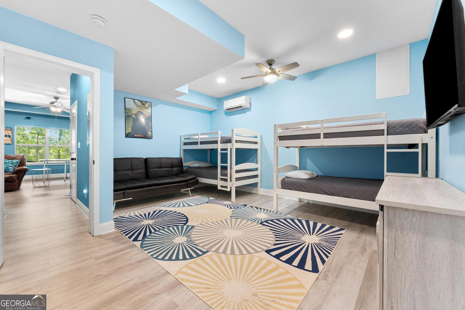 933 Rue Fleur De Lis Lavonia - 26
