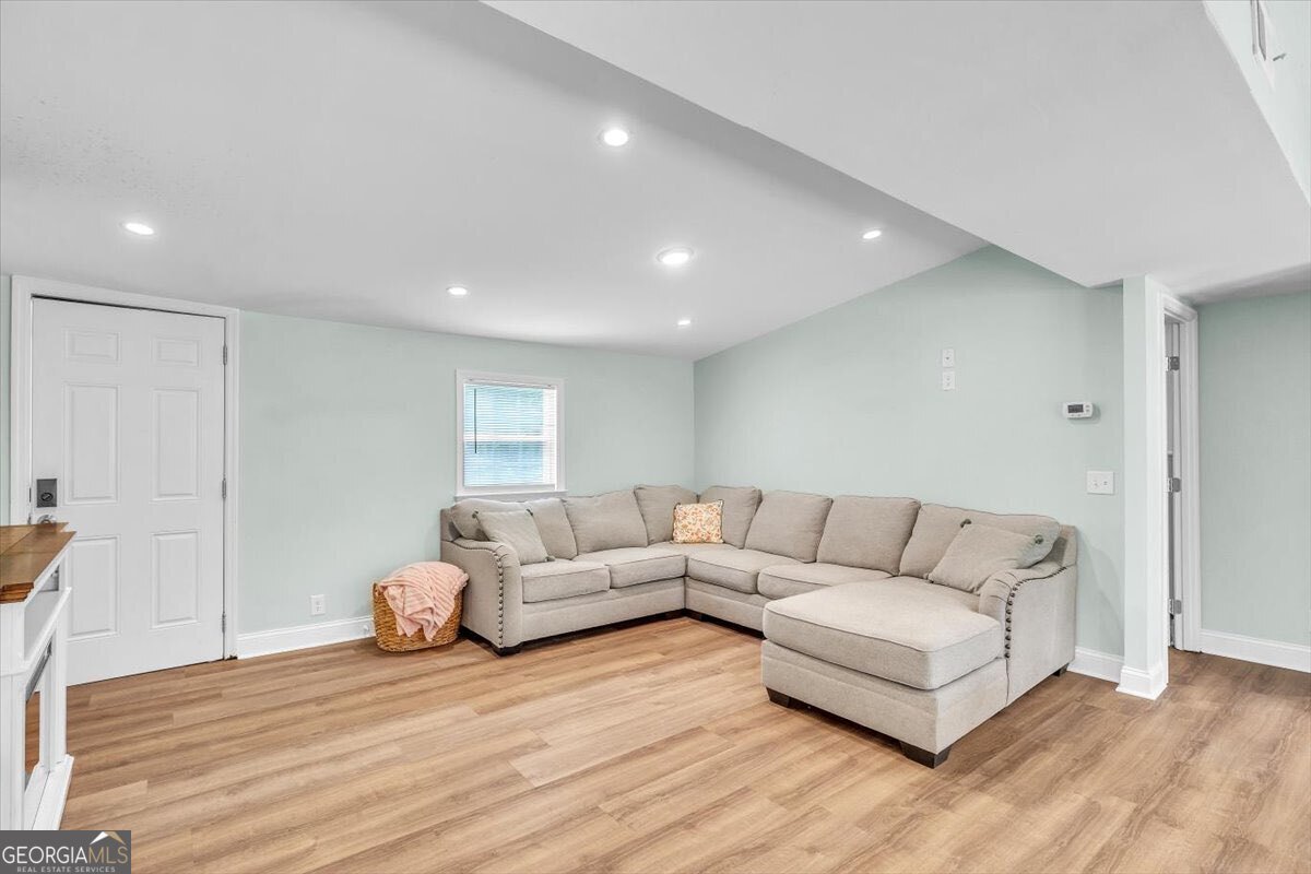 955 Zeigler Road Bloomingdale - 11