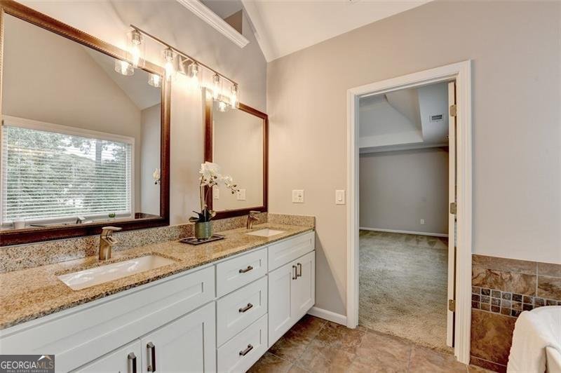 3328 RIDGEMILL Circle Dacula - 63