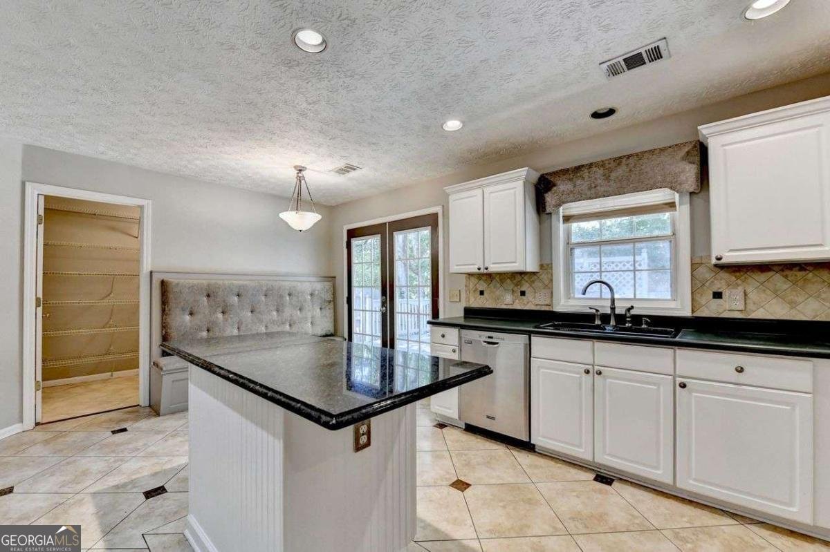 2915 White Blossom Lane Suwanee - 12