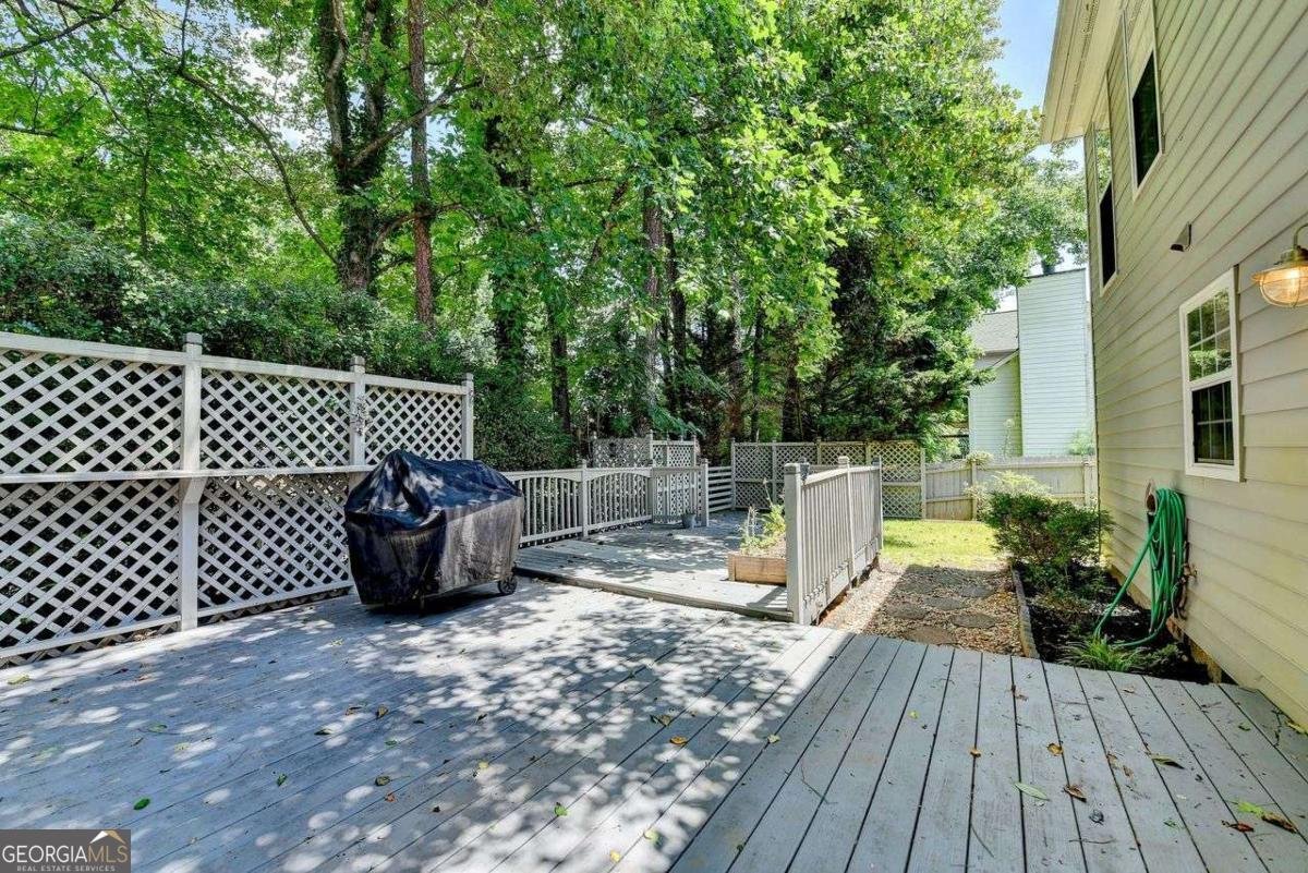 2915 White Blossom Lane Suwanee - 34