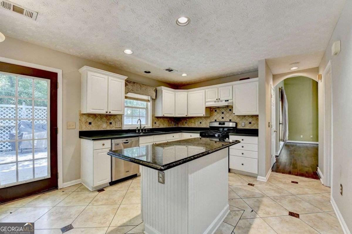 2915 White Blossom Lane Suwanee - 8