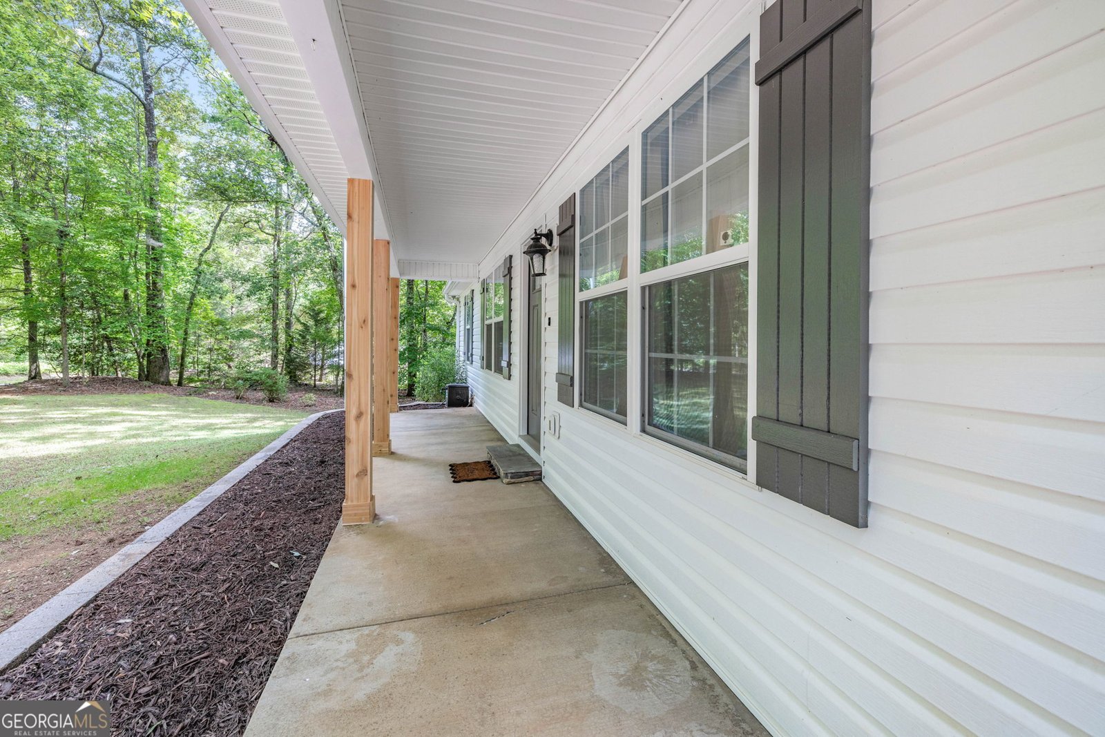 148 Hiawatha Hills Road Cleveland - 2