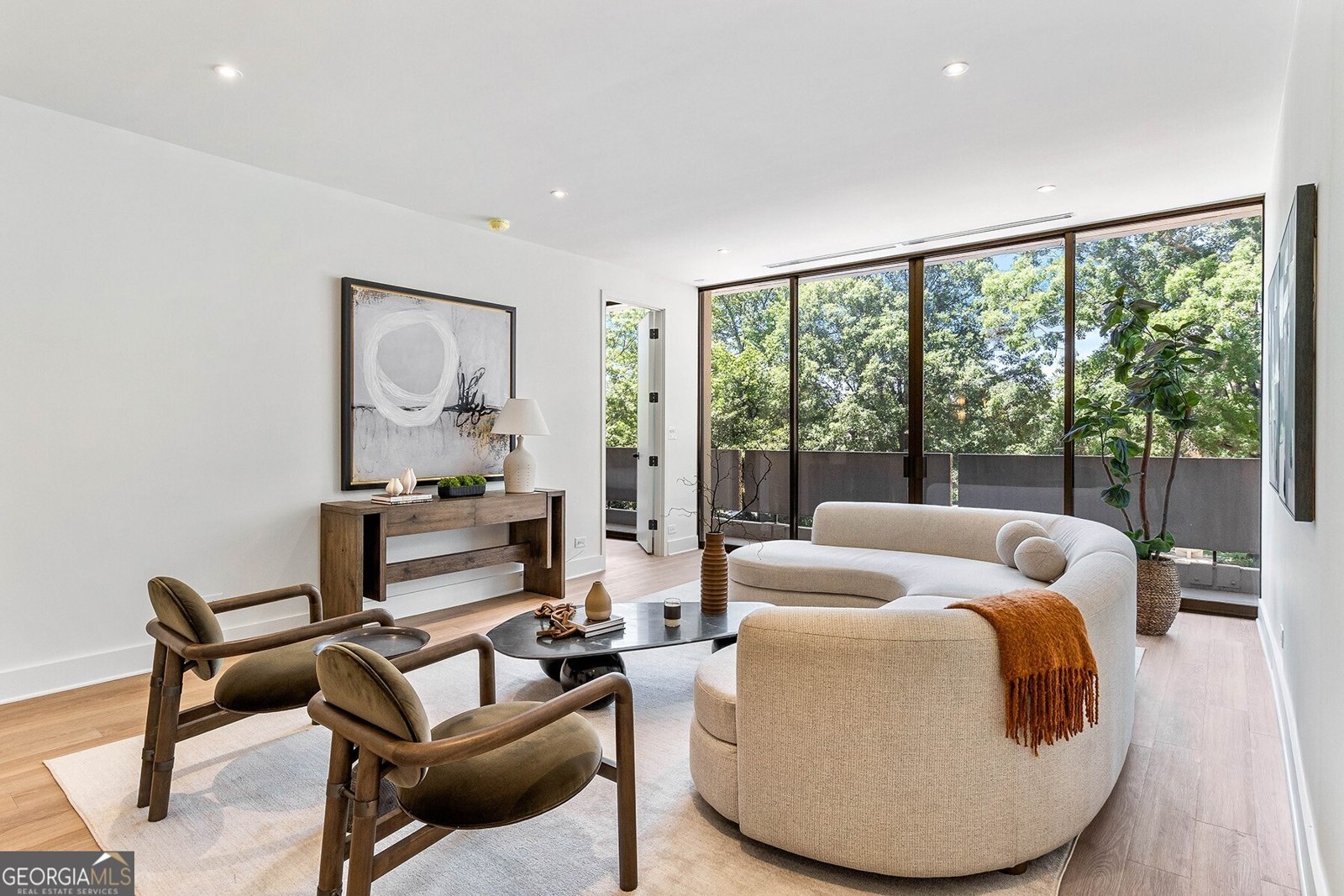 2575 Peachtree Road Atlanta - 11