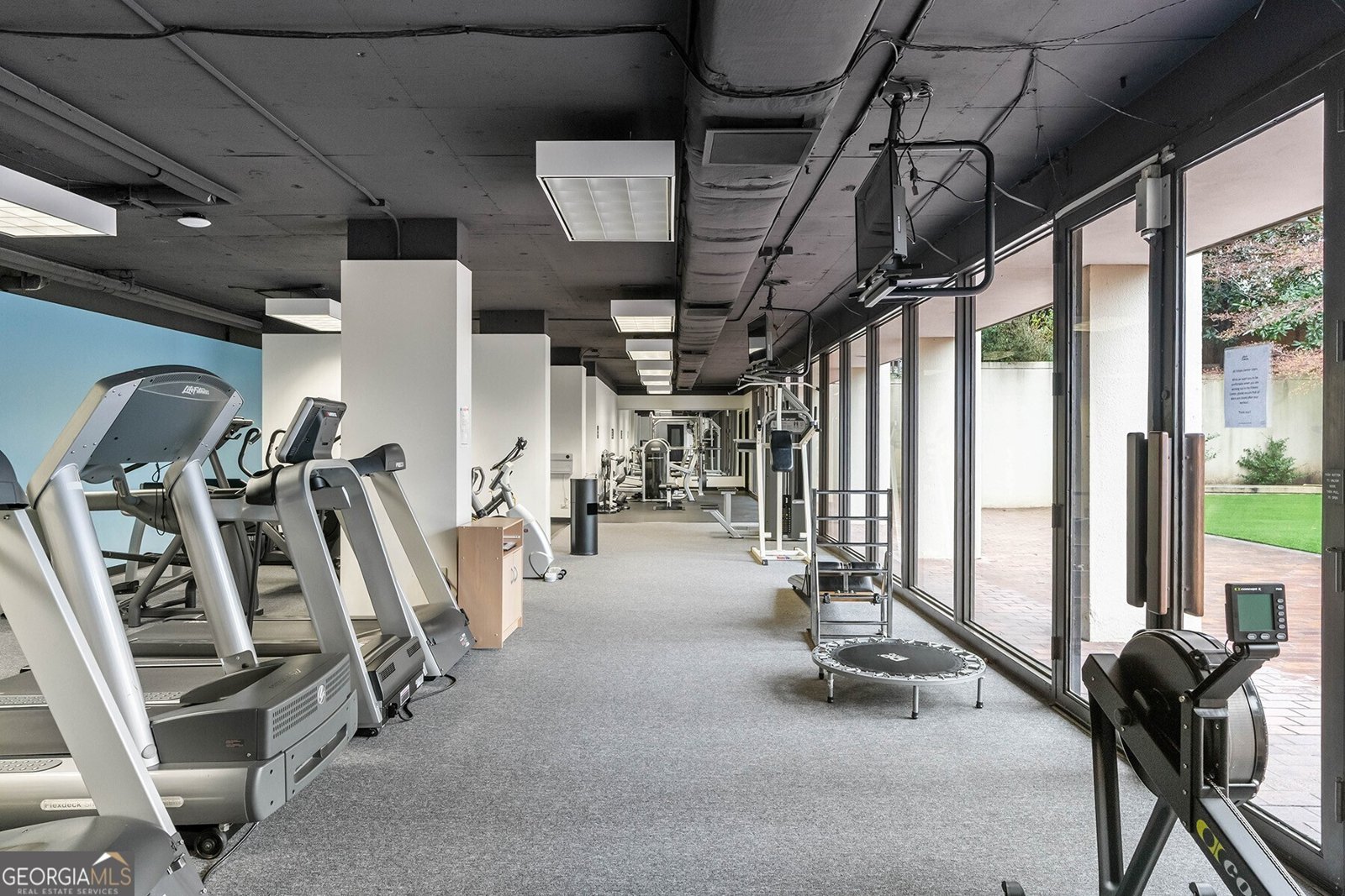 2575 Peachtree Road Atlanta - 33