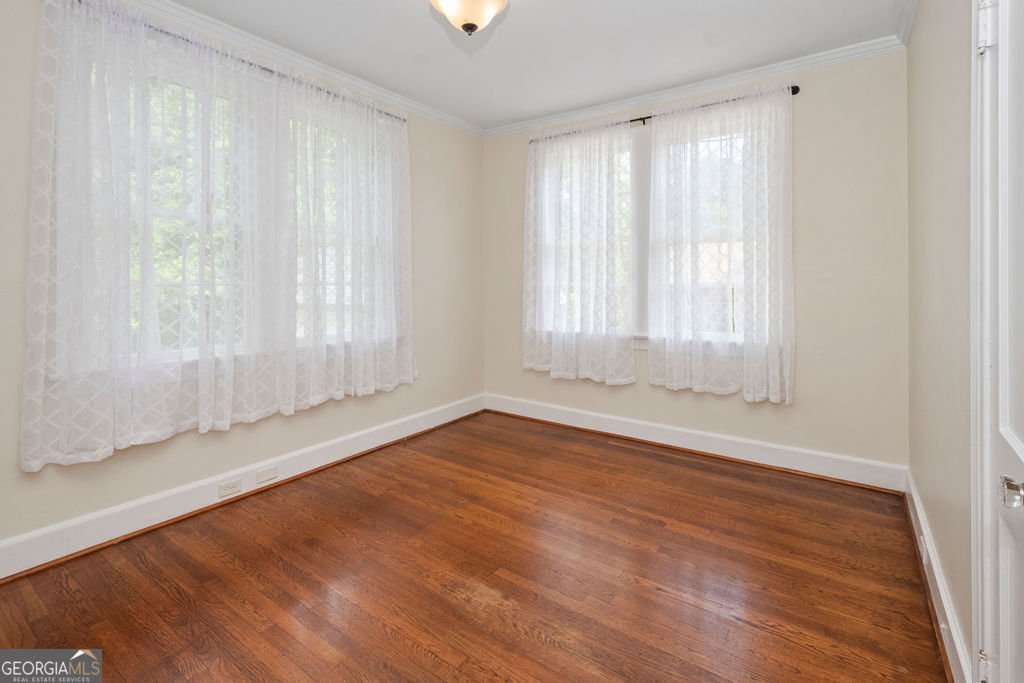 605 Avenue West Point - 24