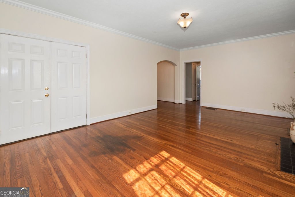 605 Avenue West Point - 8