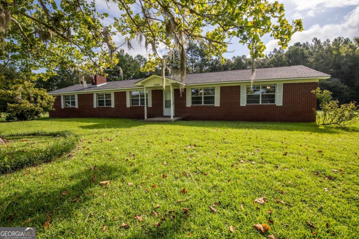 1597 Dairy Road Hinesville - main photo