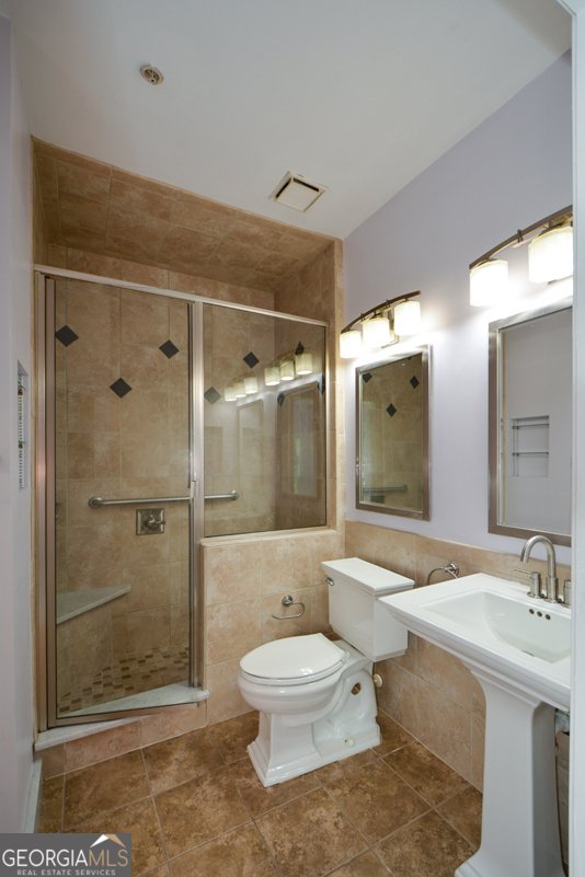 955 Juniper Street Atlanta - 17