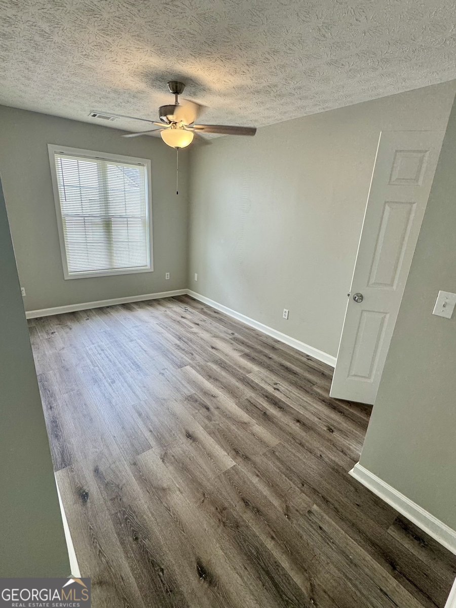 929 Kendall Park Drive Winder - 7
