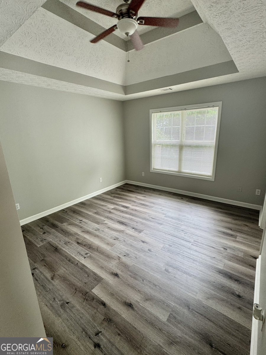 929 Kendall Park Drive Winder - 8