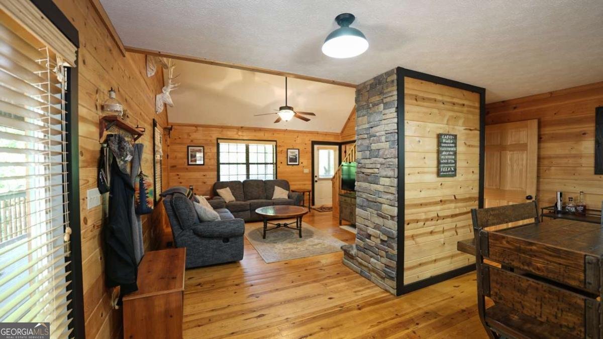 6205 Trevor Way Young Harris - 4