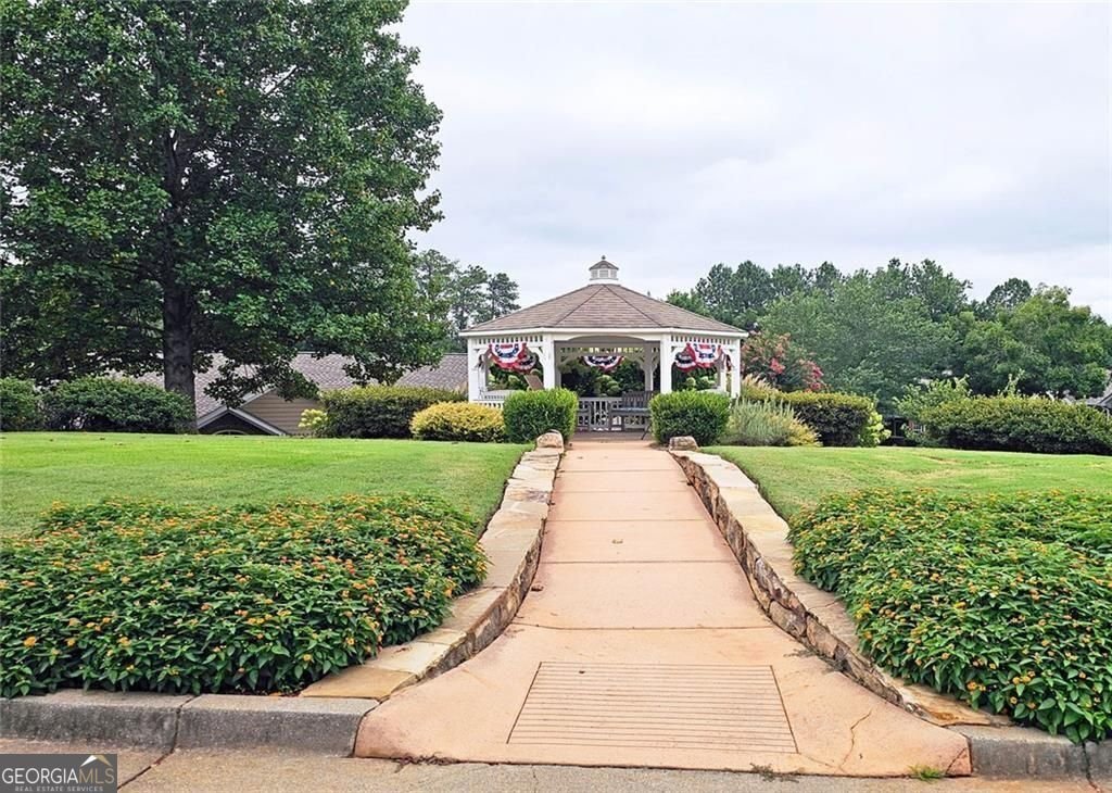 21 Vintage Club Drive Marietta - 45
