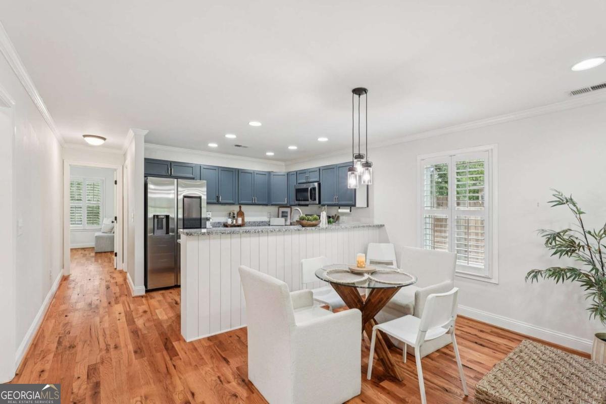 172 4th Street Emerson - 11