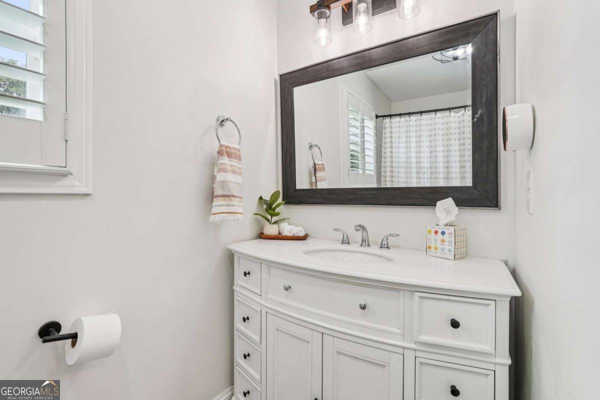 172 4th Street Emerson - 30