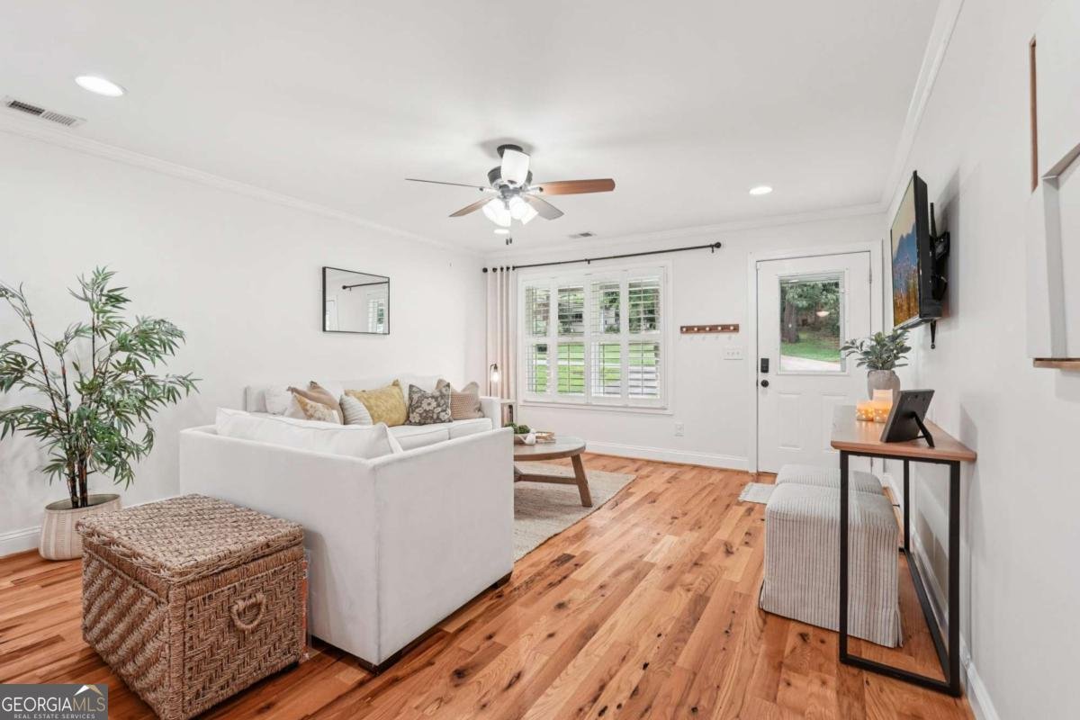 172 4th Street Emerson - 9