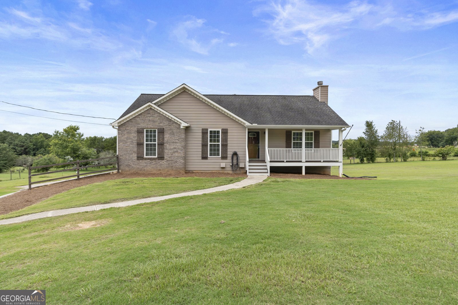 1214 Roxey Maxey Road Winder - 1