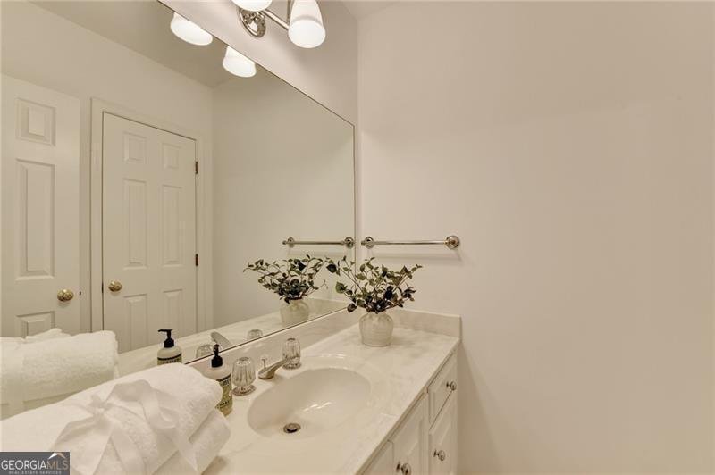 5700 Grove Point Road Alpharetta - 33