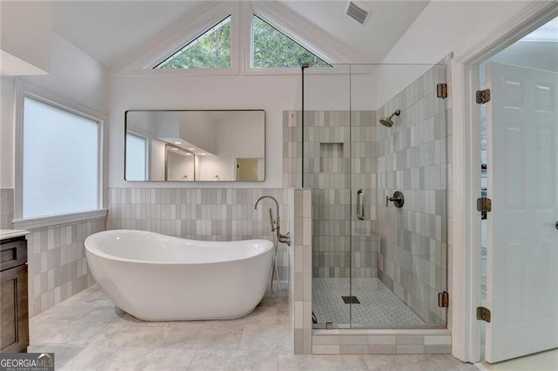5700 Grove Point Road Alpharetta - 5