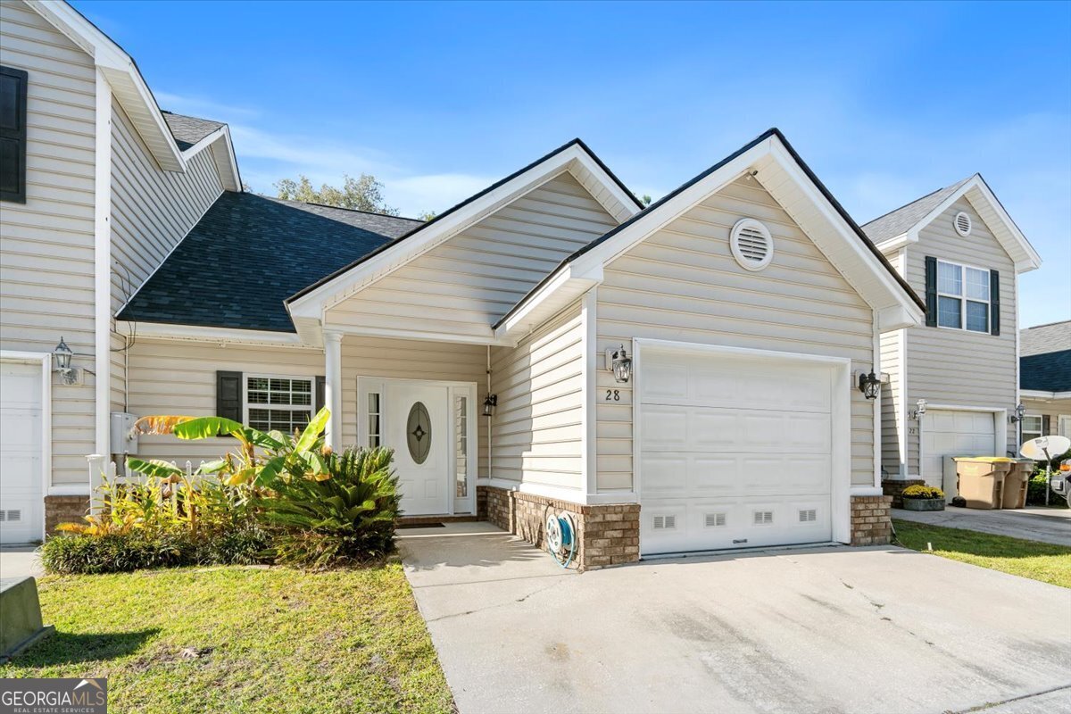 28 Cypress Pointe Drive Richmond Hill - 1