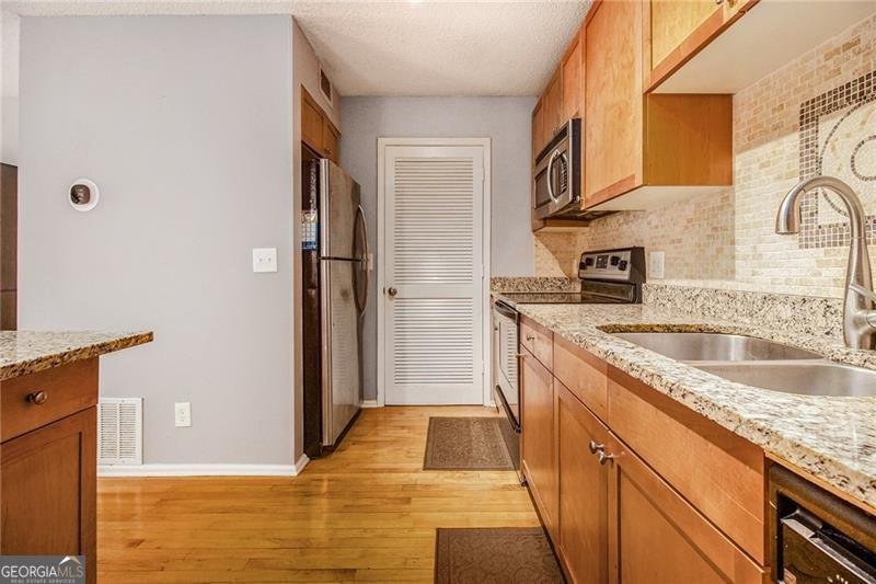 2657 Lenox Road Atlanta - 14