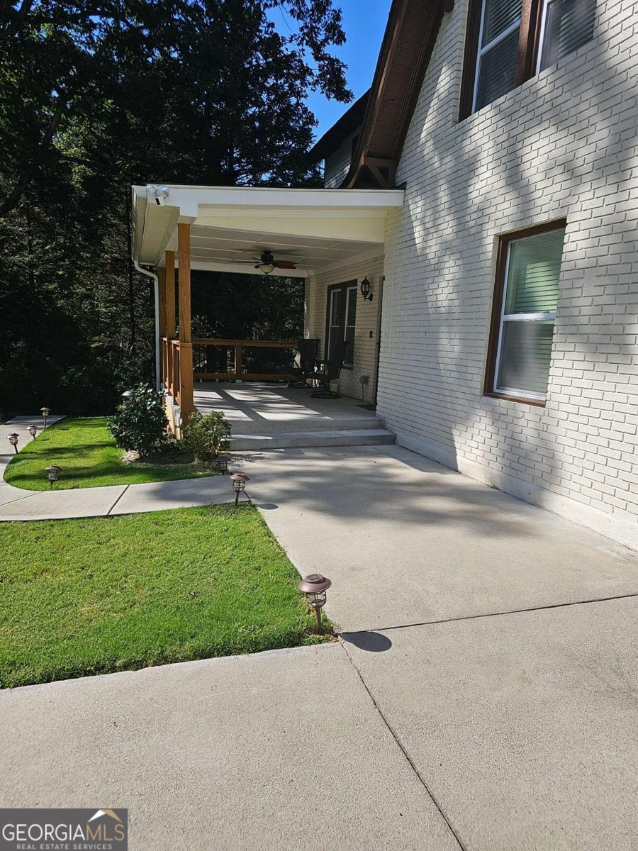 209 Walthall Avenue Marietta - 2
