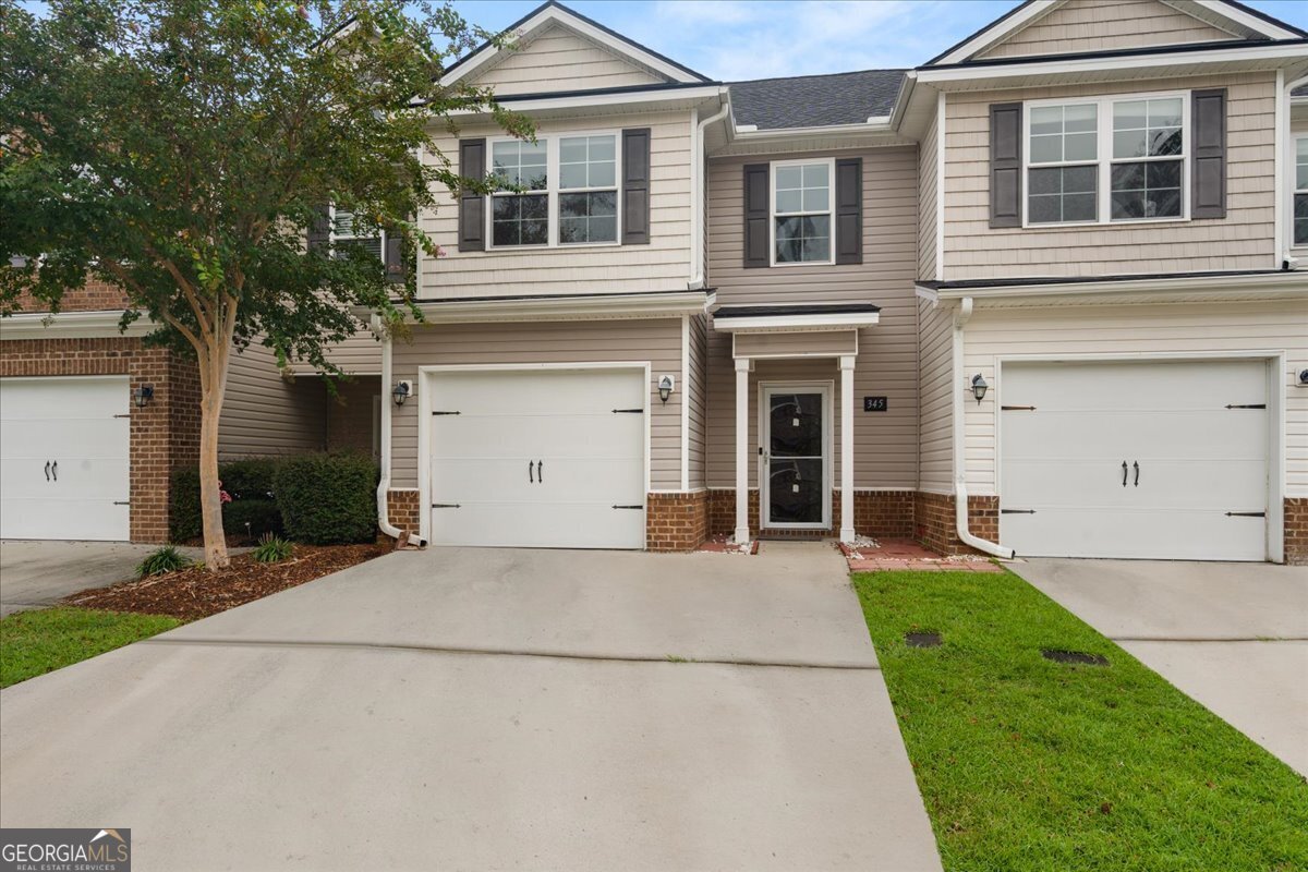 345 Cantle Drive Richmond Hill - 1