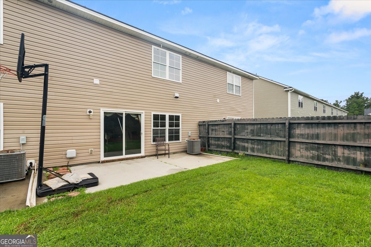 345 Cantle Drive Richmond Hill - 2