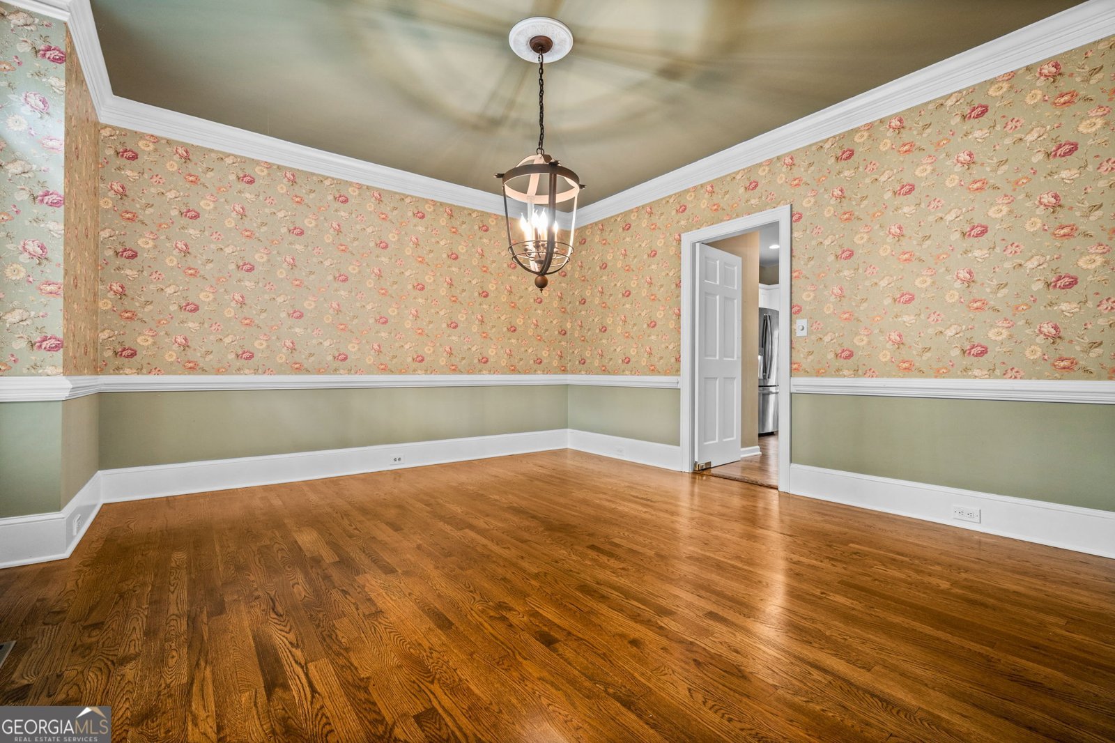 715 Winterwind Way Roswell - 16