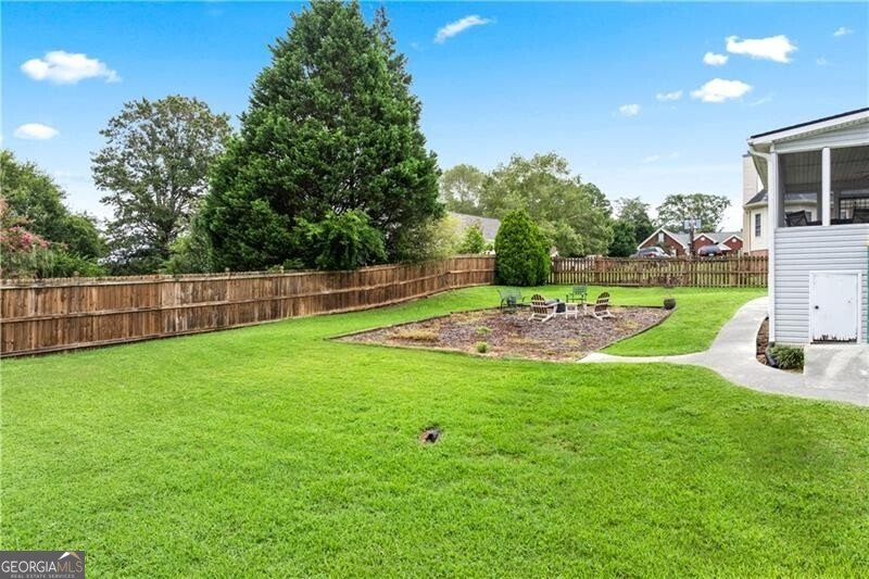 707 Overlook Drive Winder - 36