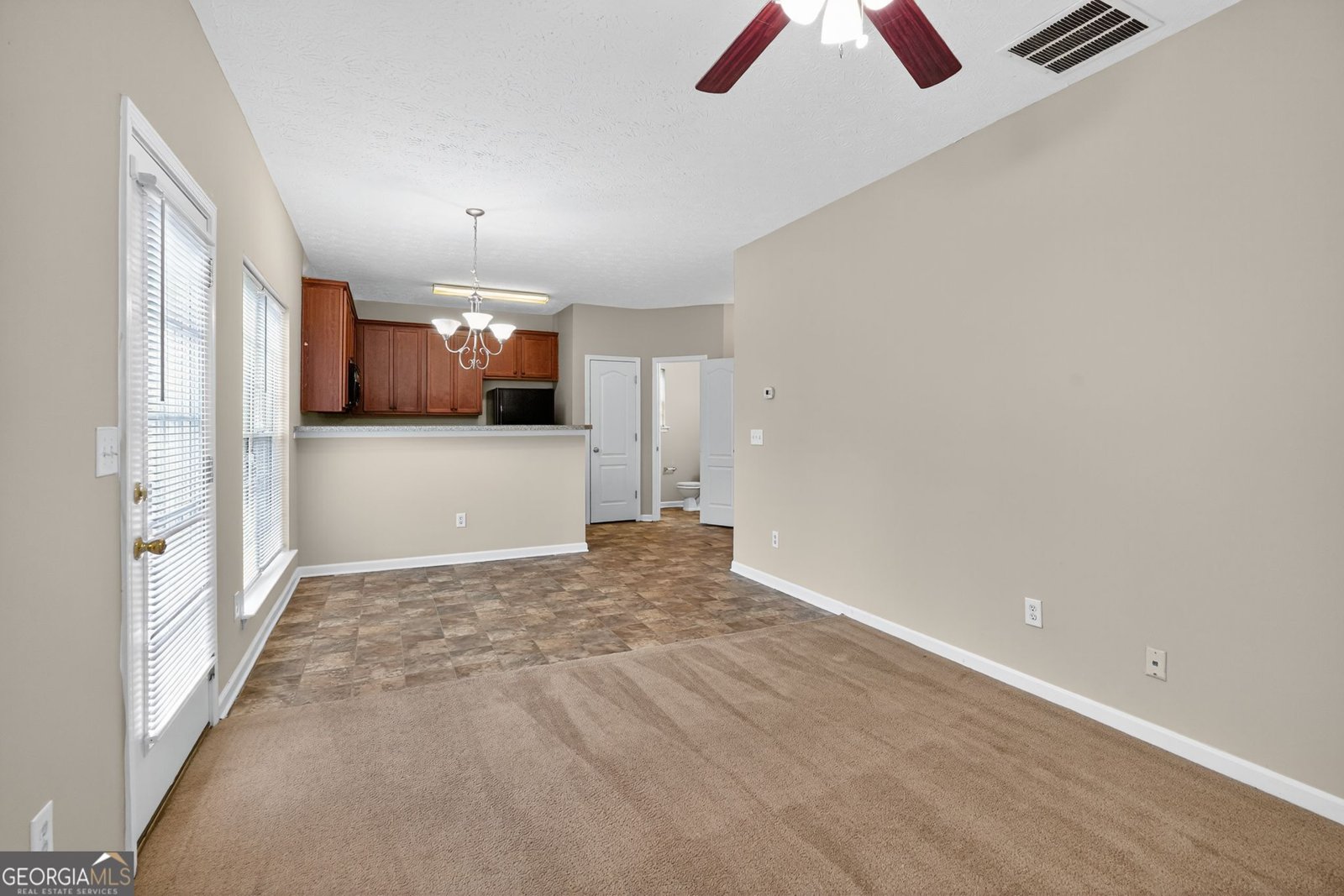 2446 Garnet Avenue Riverdale - 10
