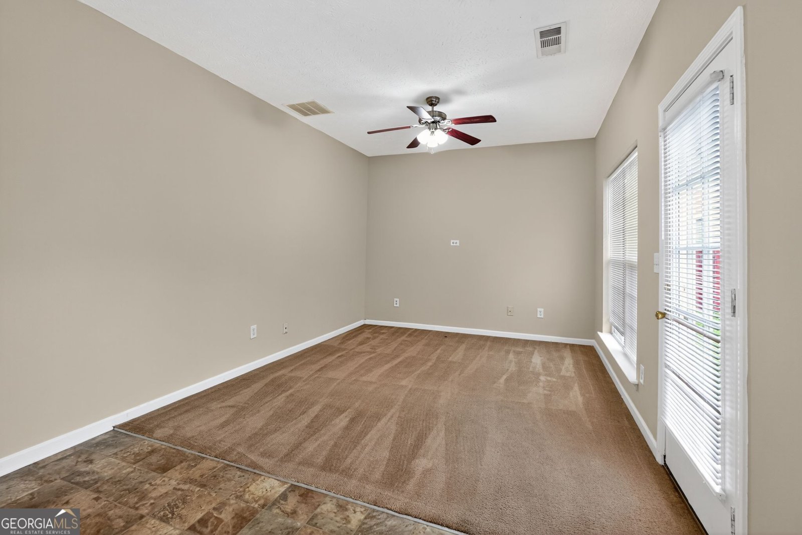 2446 Garnet Avenue Riverdale - 17