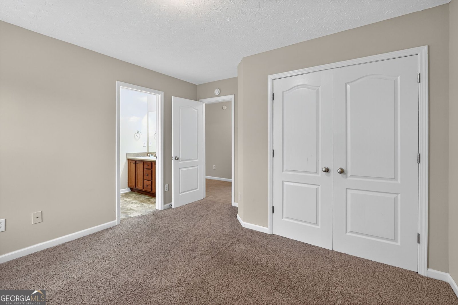 2446 Garnet Avenue Riverdale - 28