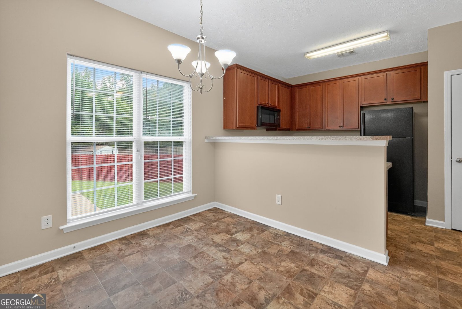 2446 Garnet Avenue Riverdale - 8