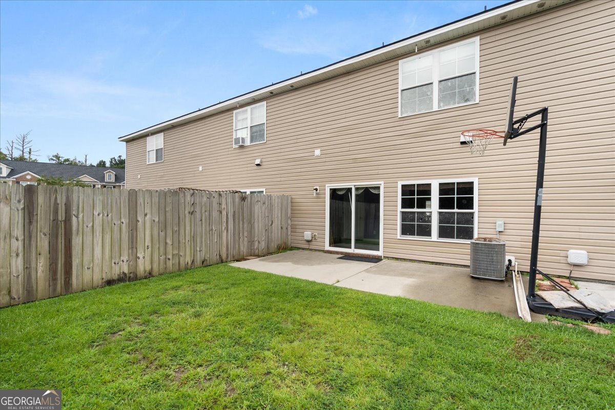 355 Cantle Drive Richmond Hill - 2