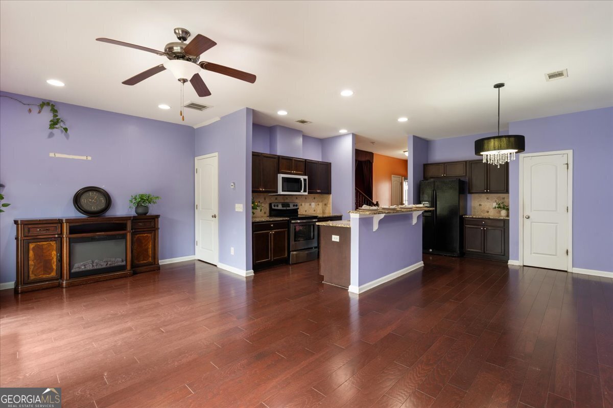 355 Cantle Drive Richmond Hill - 8