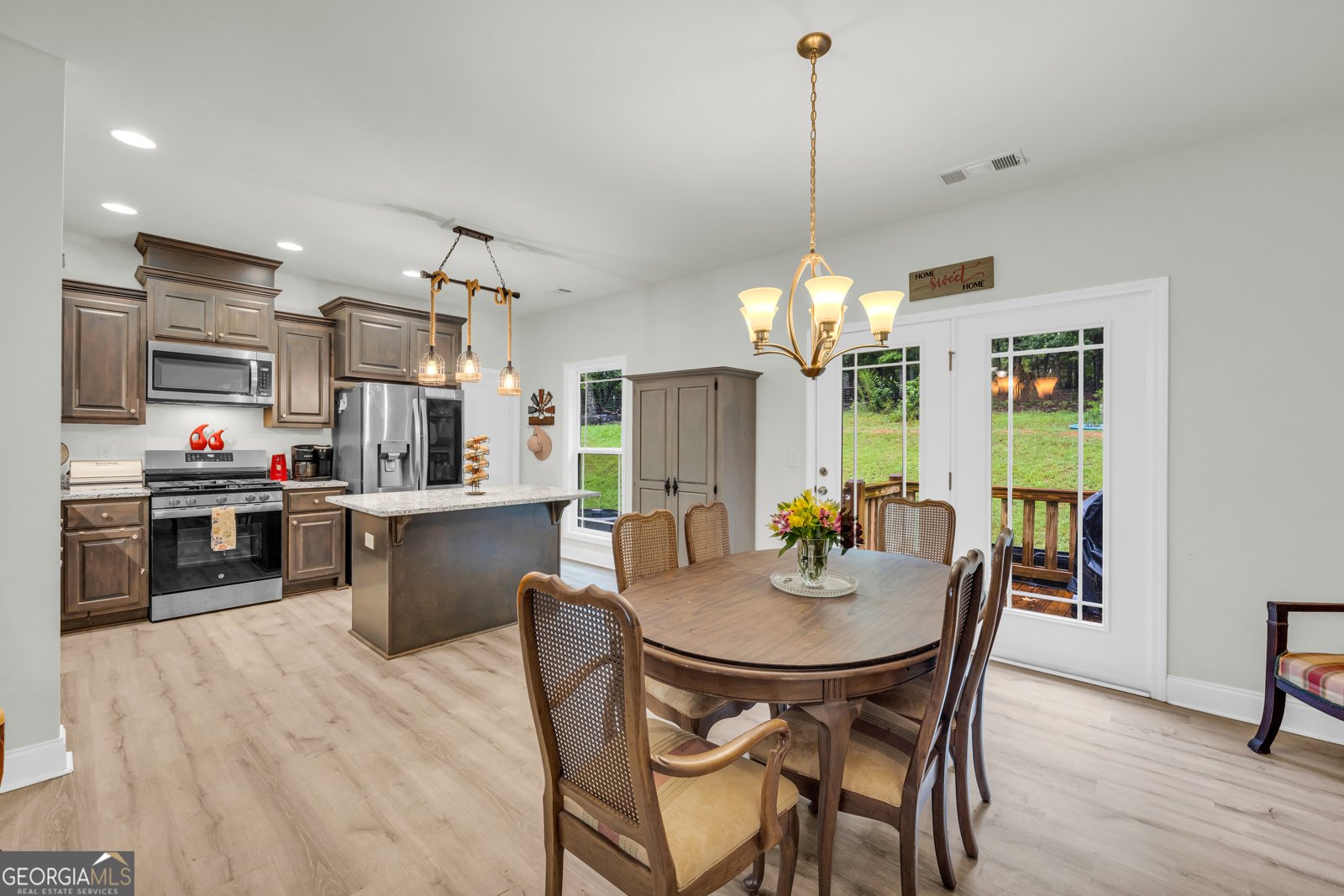 945 HANK FRY Road Clarkesville - 19