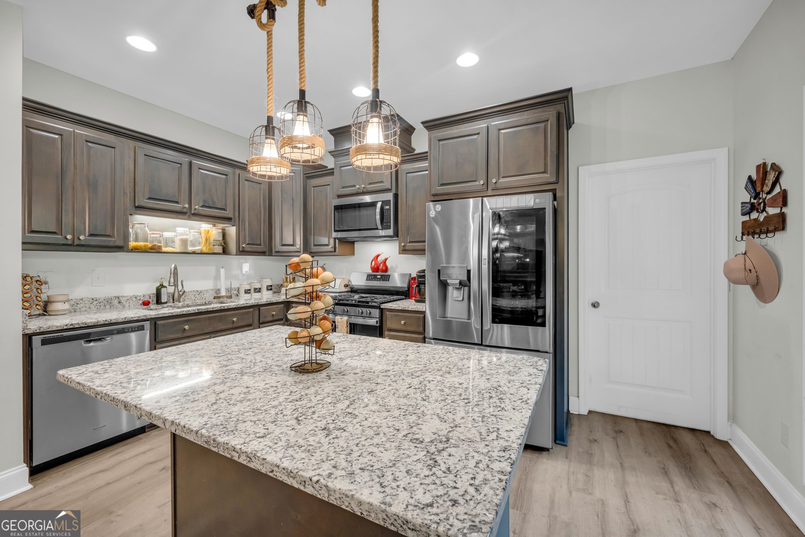 945 HANK FRY Road Clarkesville - 25