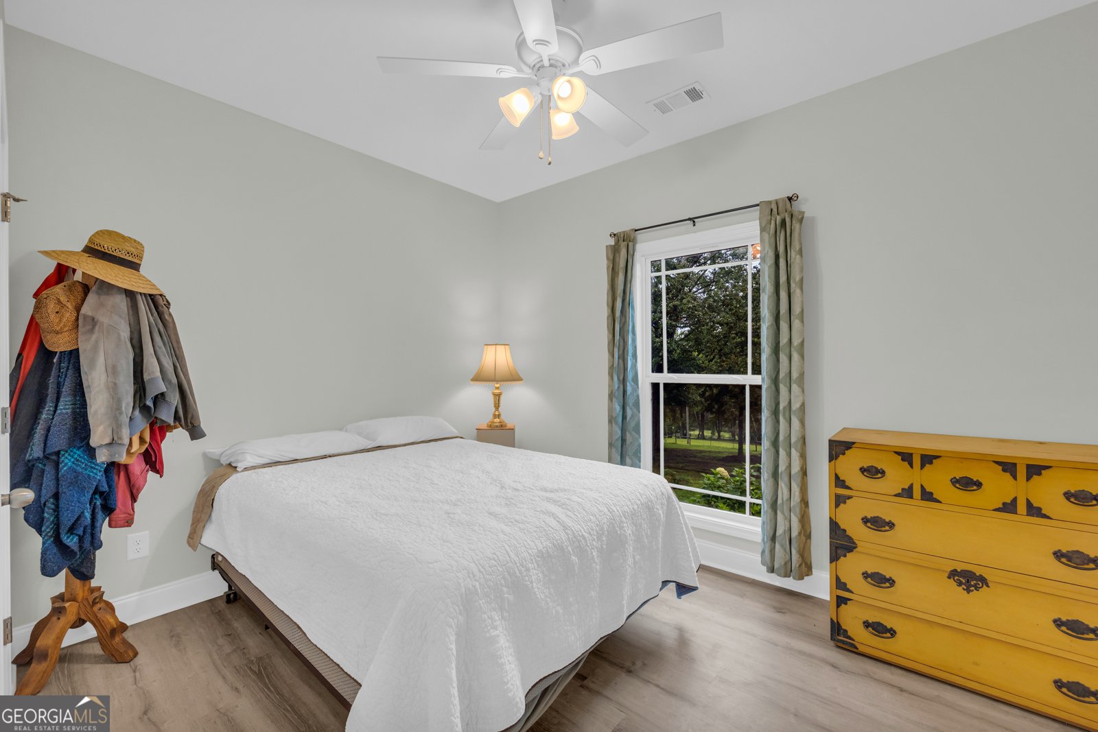 945 HANK FRY Road Clarkesville - 37