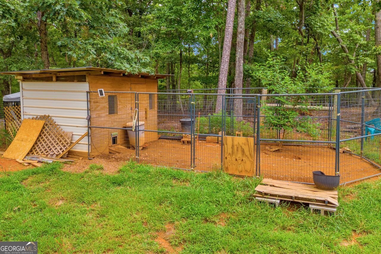 945 HANK FRY Road Clarkesville - 42