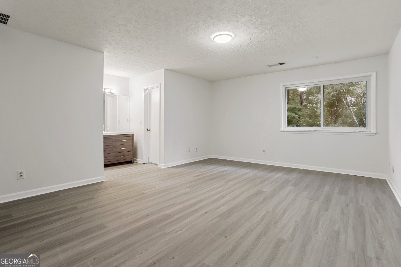 815 Oxford Hall Drive Lawrenceville - 11