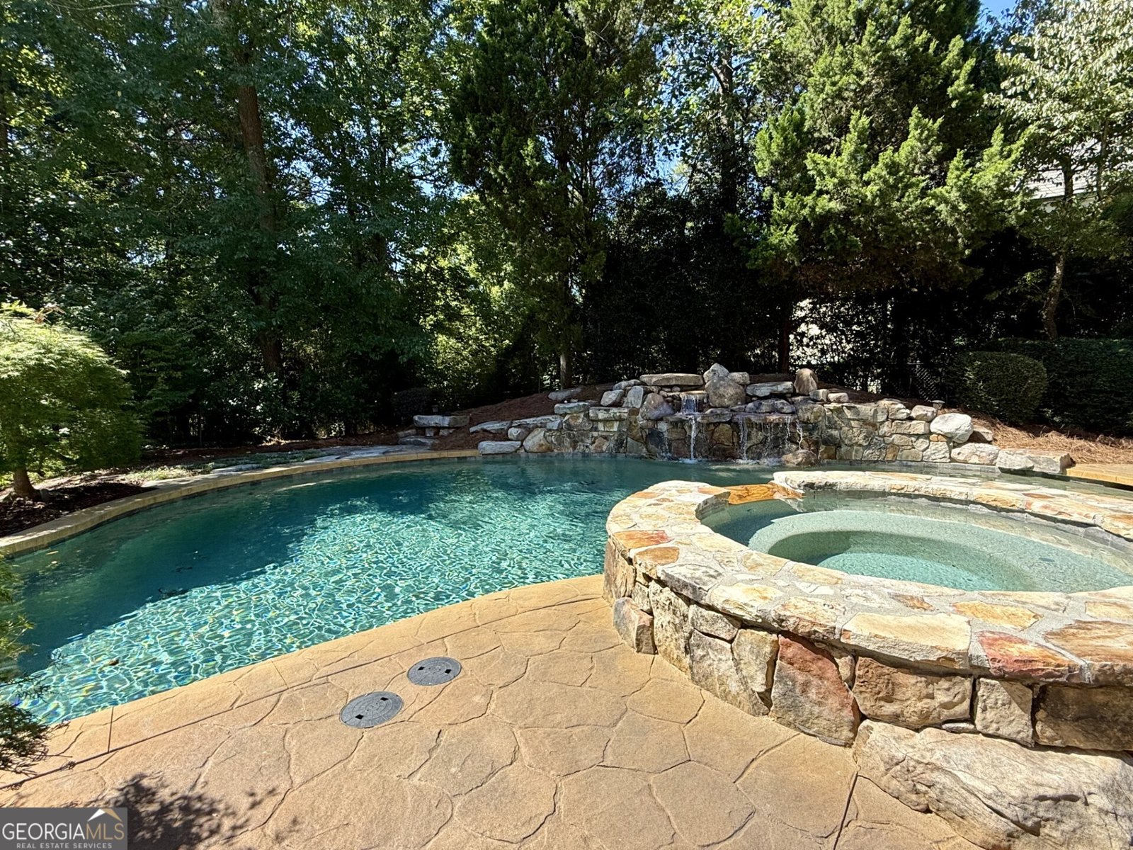 5027 Green Pine Drive Atlanta - 2