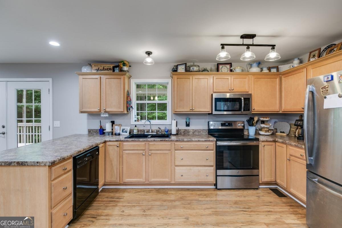1800 Mandeville Road Bremen - 23