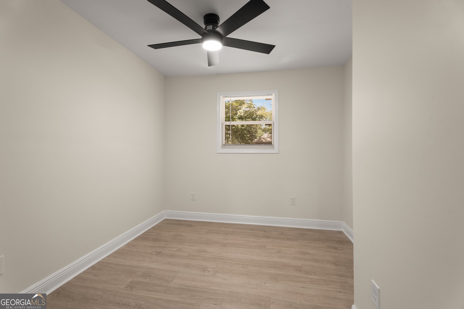 121 Peachtree Street Griffin - 12