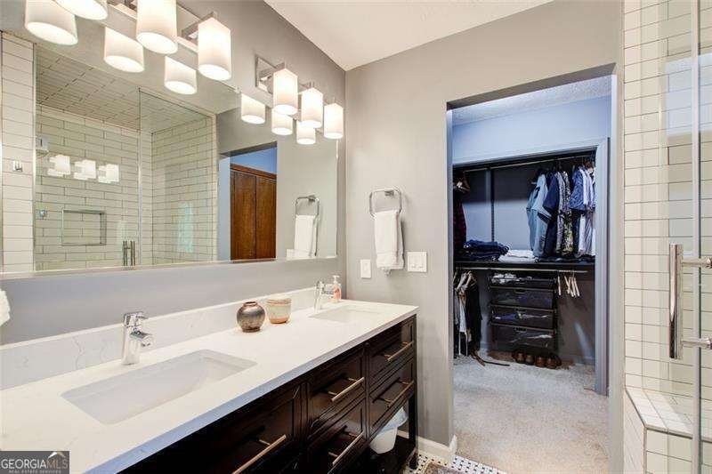 8531 Lake Drive Snellville - 11