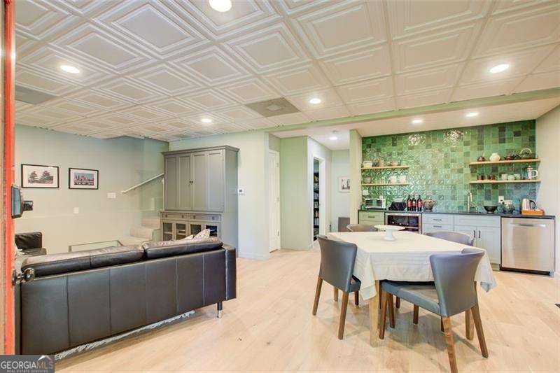 8531 Lake Drive Snellville - 26