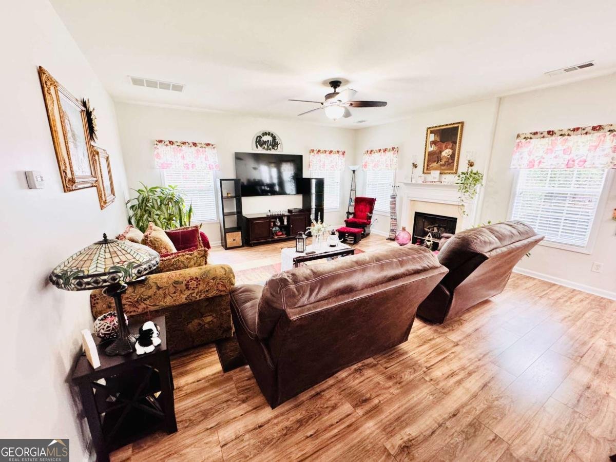1216 Saint James Place Loganville - 13