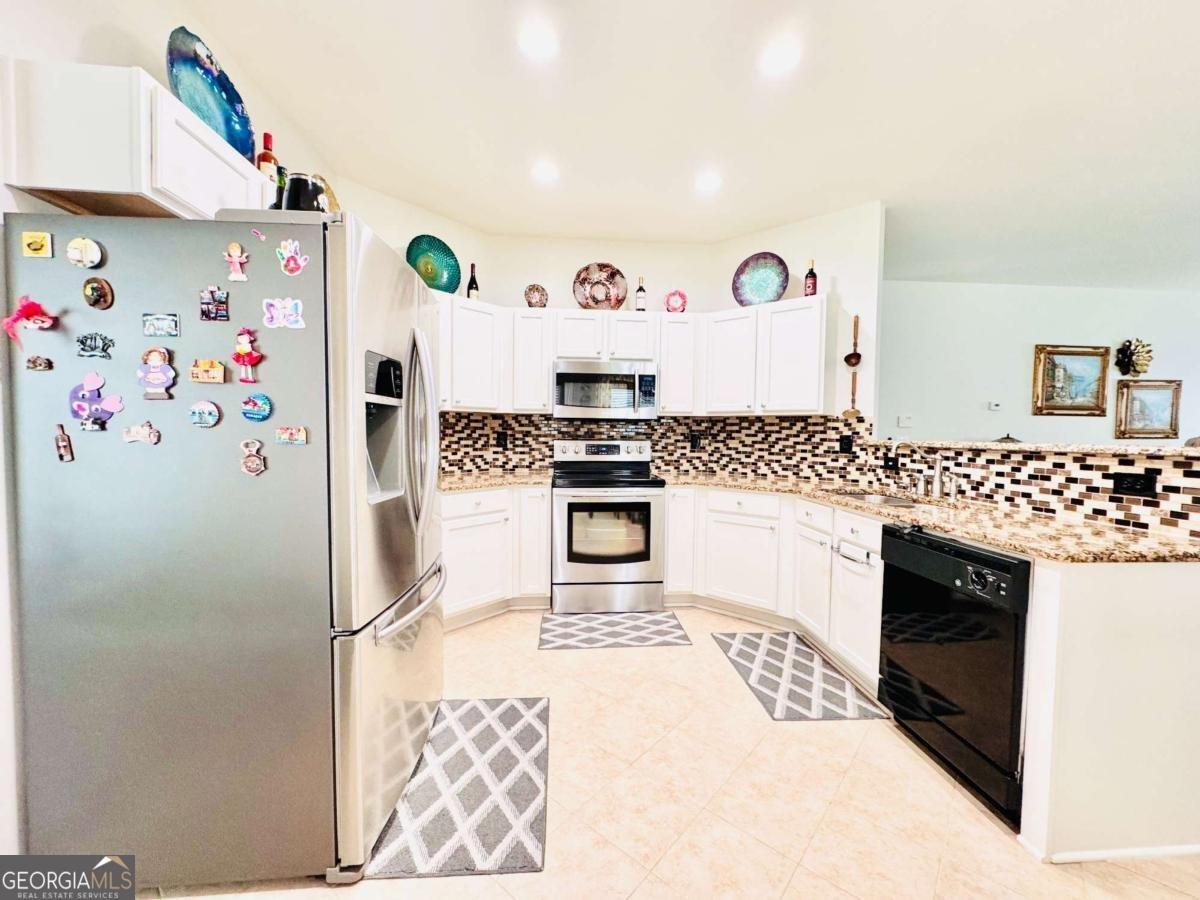 1216 Saint James Place Loganville - 14
