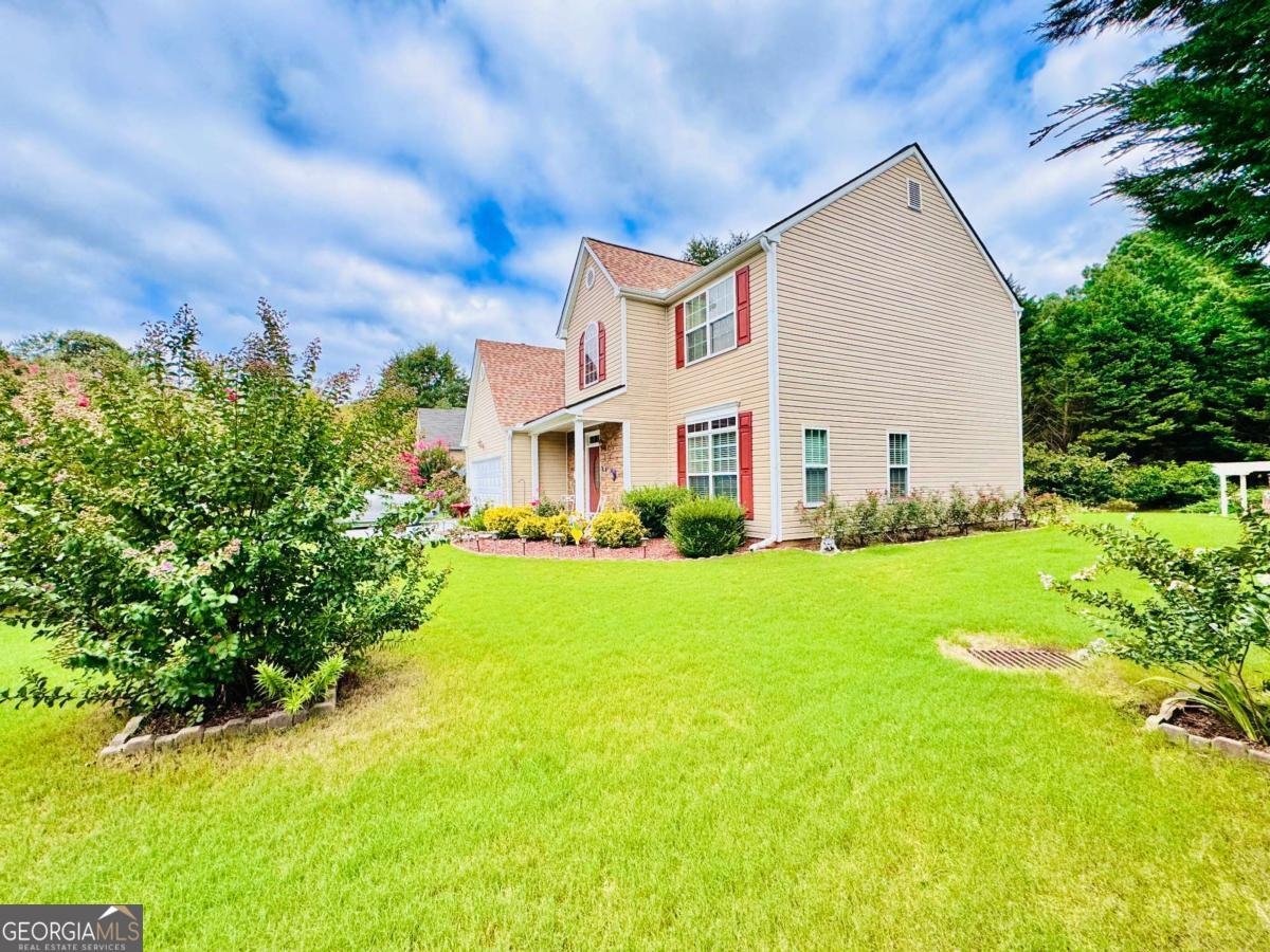 1216 Saint James Place Loganville - 2